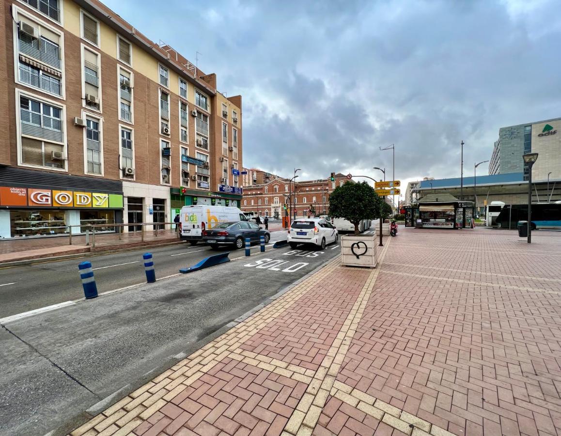 Apartamentos Prestige Suites Malaga III Екстериор снимка