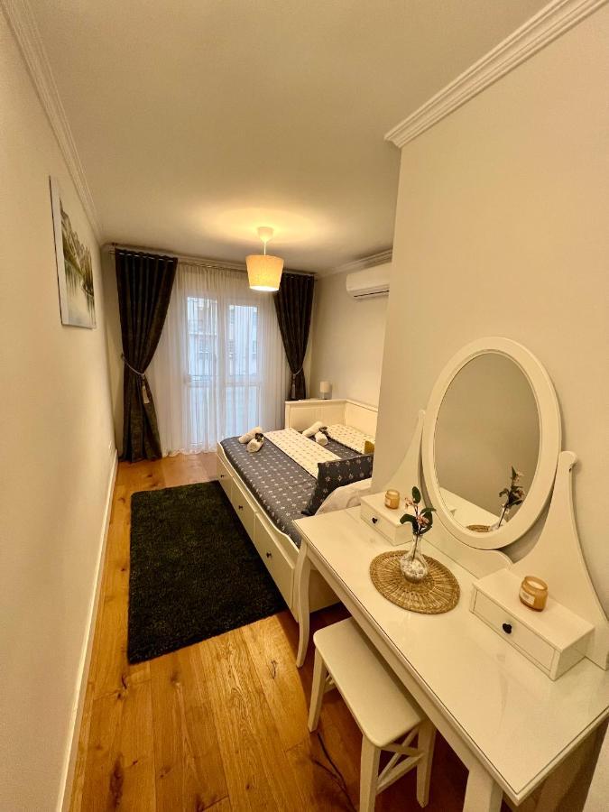 Apartamentos Prestige Suites Malaga III Екстериор снимка