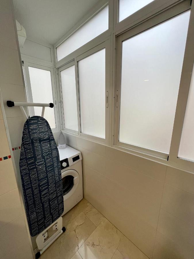 Apartamentos Prestige Suites Malaga III Екстериор снимка