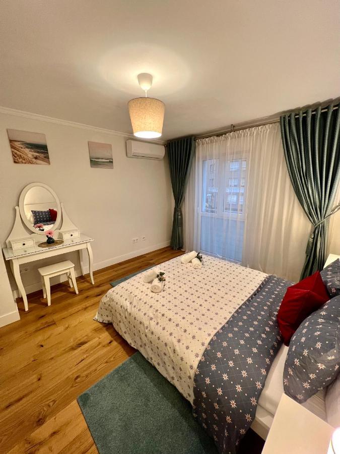 Apartamentos Prestige Suites Malaga III Екстериор снимка