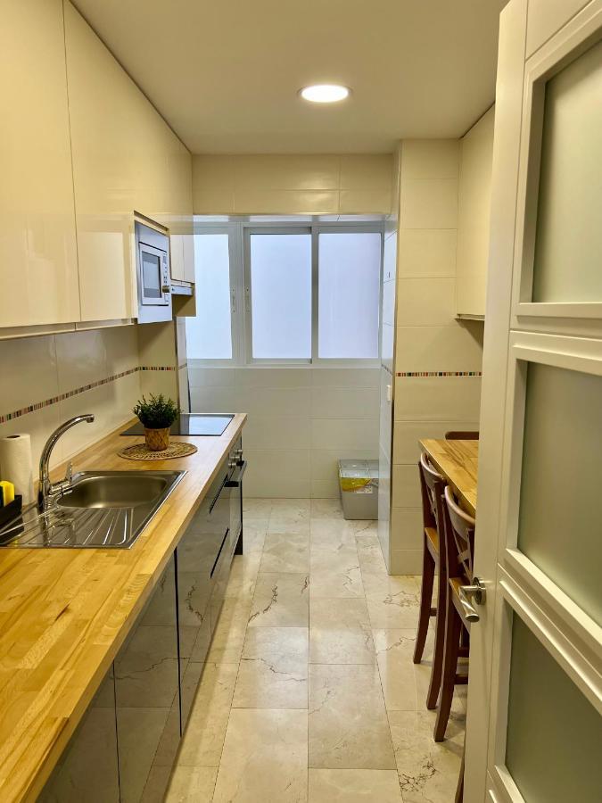 Apartamentos Prestige Suites Malaga III Екстериор снимка